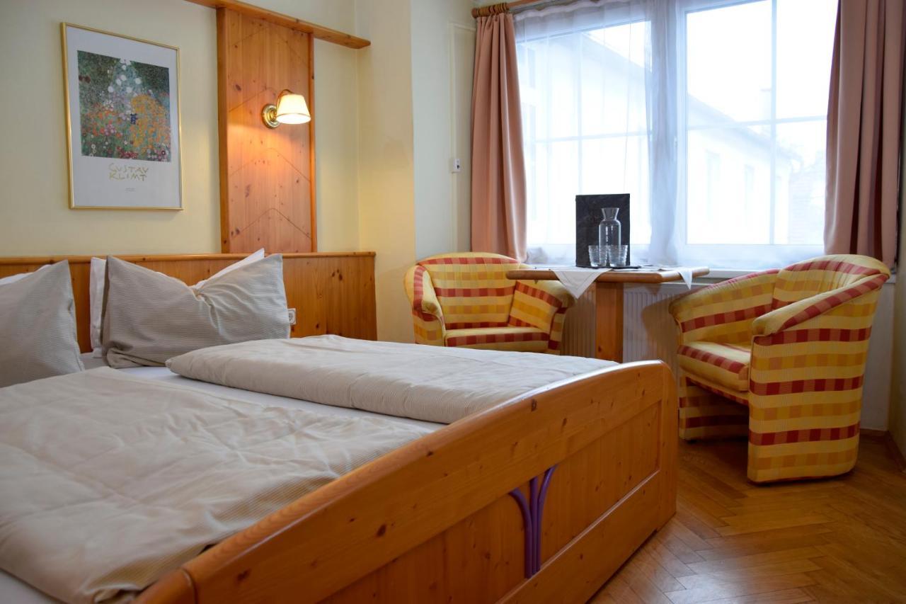 Hotel Rathskeller Weitra Esterno foto